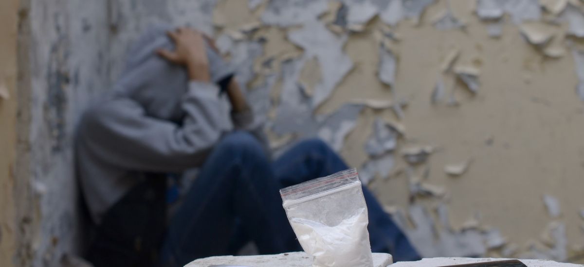 Como conseguir internação compulsória para adolescente?