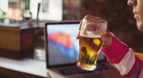 Será que sou um alcoólatra, como encontrar o melhor tratamento?